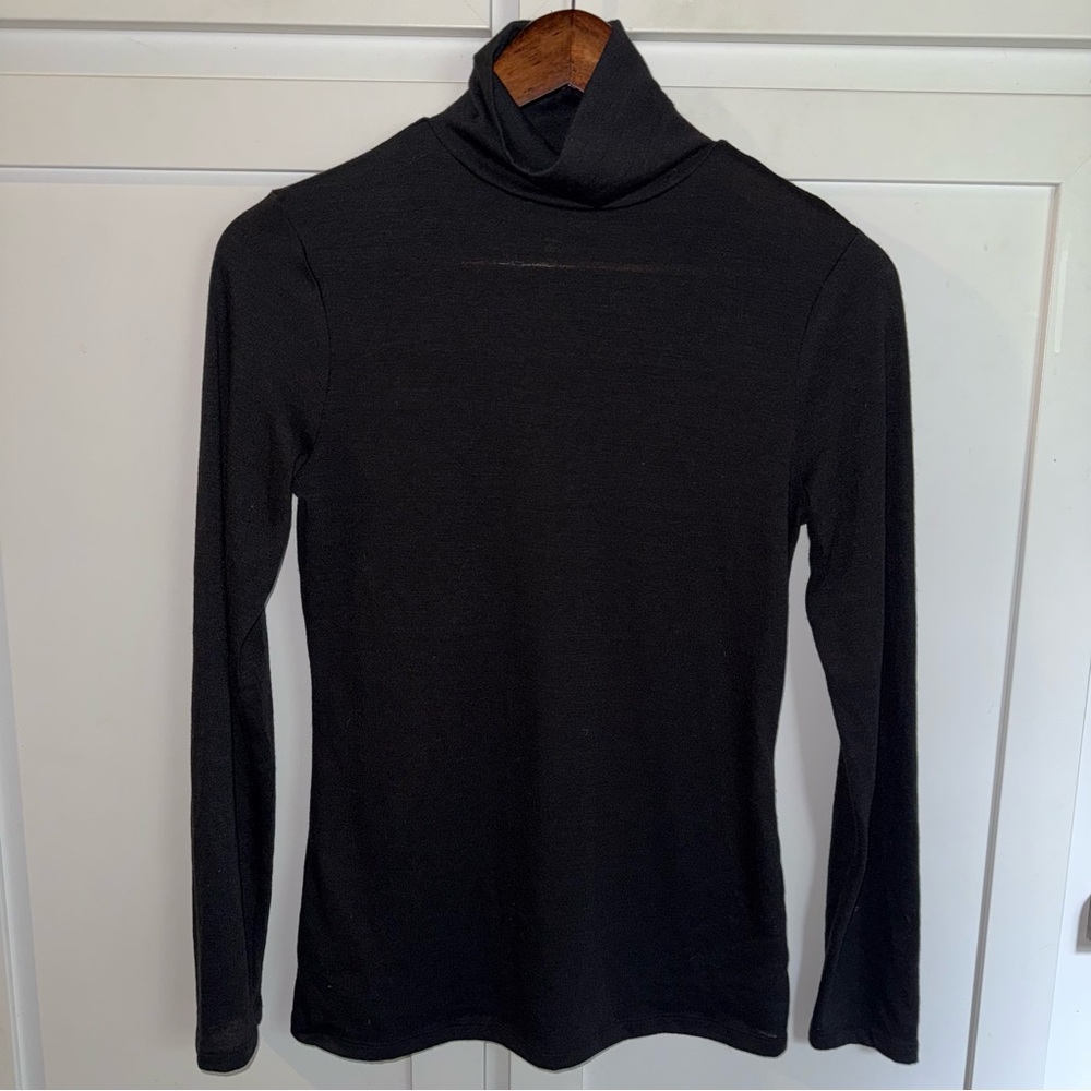 a new day black Knit turtle neck Blouse